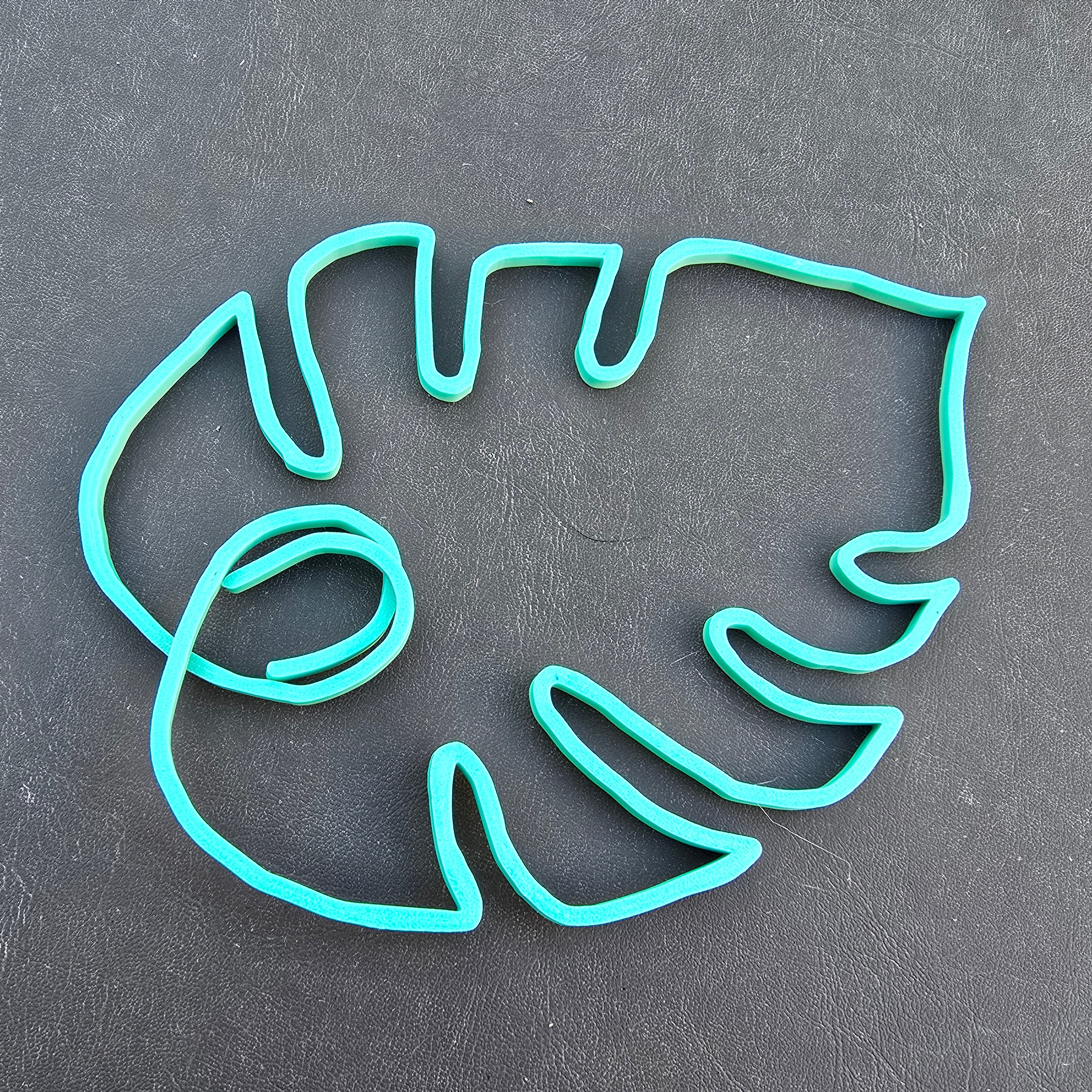 Monstera Leaf Plant Support